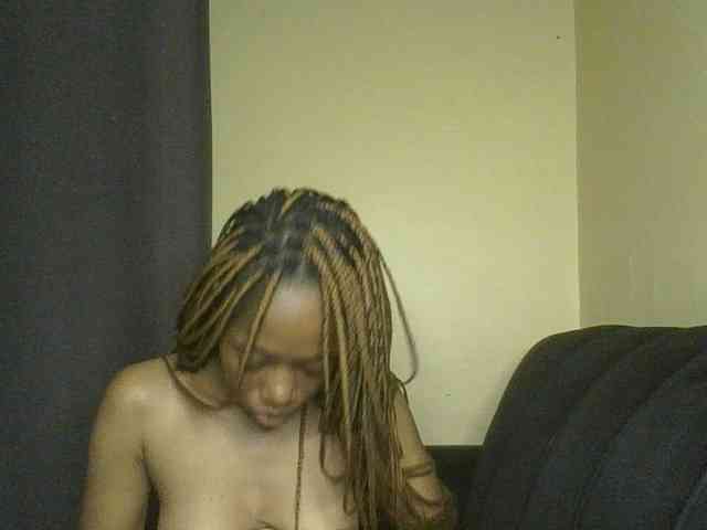 SexyAmelia1 Live Webcam on BongaCams