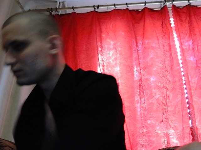 FOX1010 live webcam show