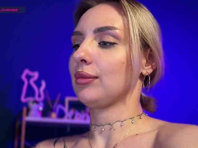 NeniGris webcam