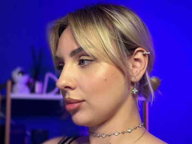NeniGris webcam