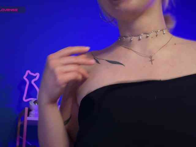 NeniGris webcam