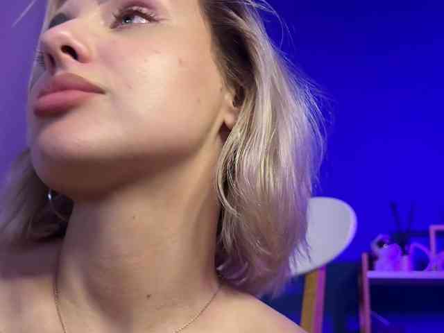 NeniGris webcam