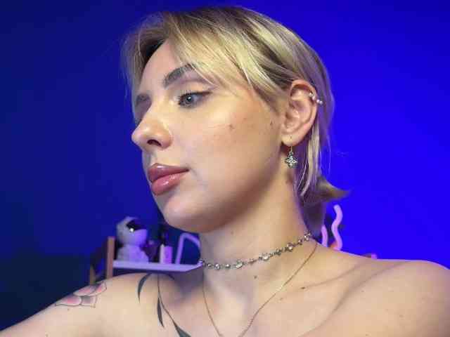 NeniGris webcam