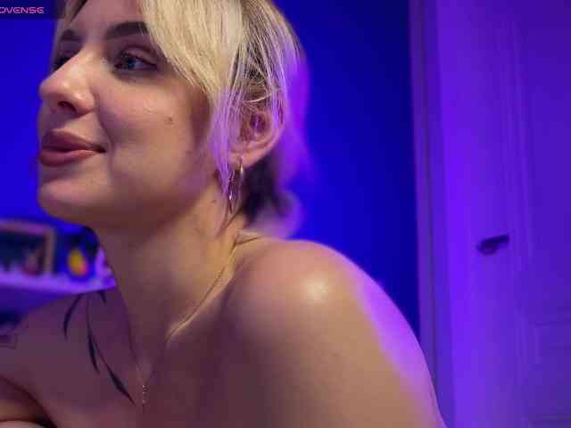 NeniGris webcam
