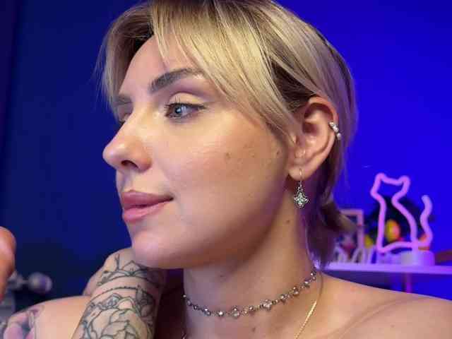 NeniGris webcam