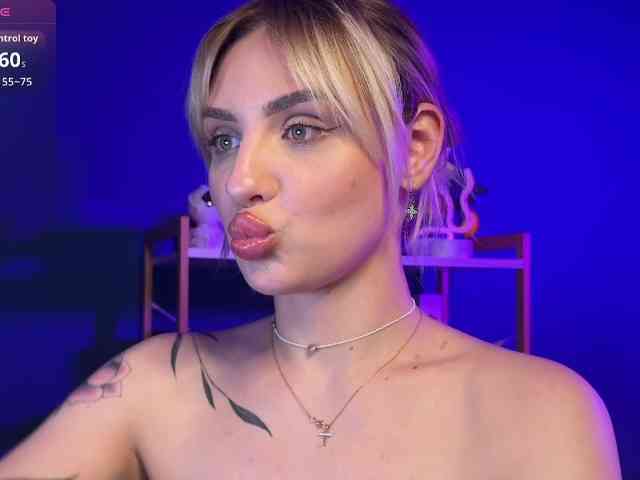 NeniGris webcam