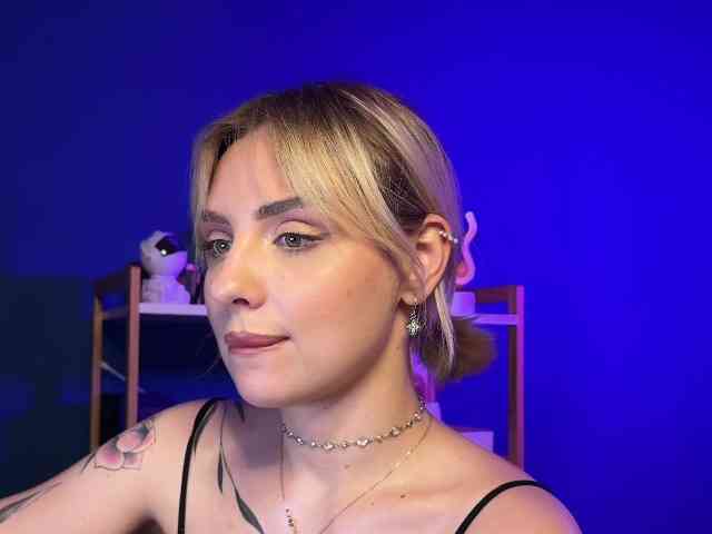 NeniGris webcam