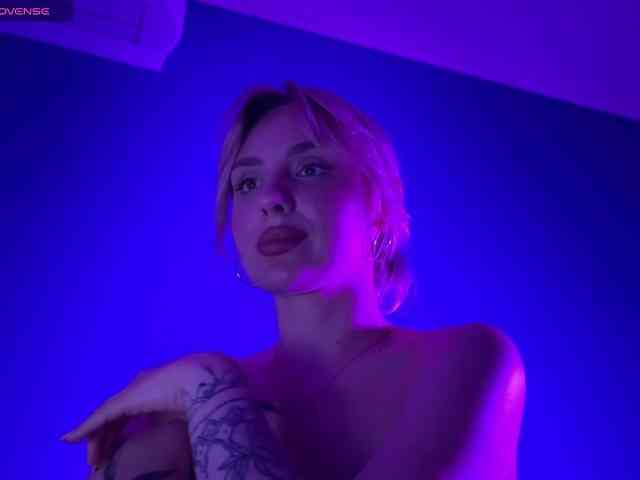 NeniGris webcam