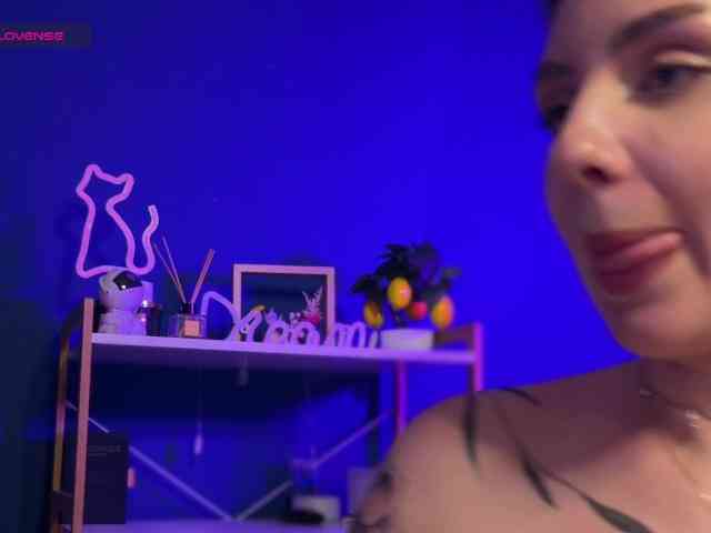 NeniGris webcam