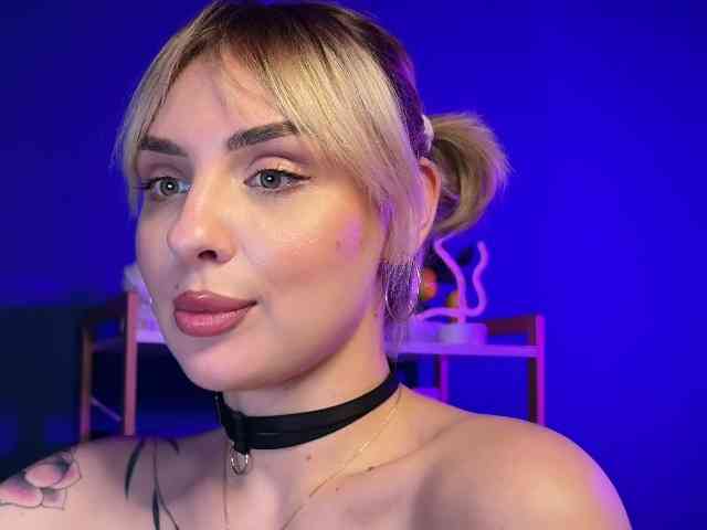 NeniGris webcam