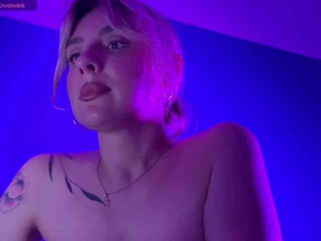 NeniGris webcam