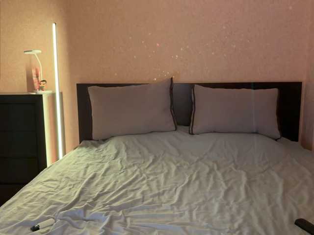 lipsylolly live cam preview