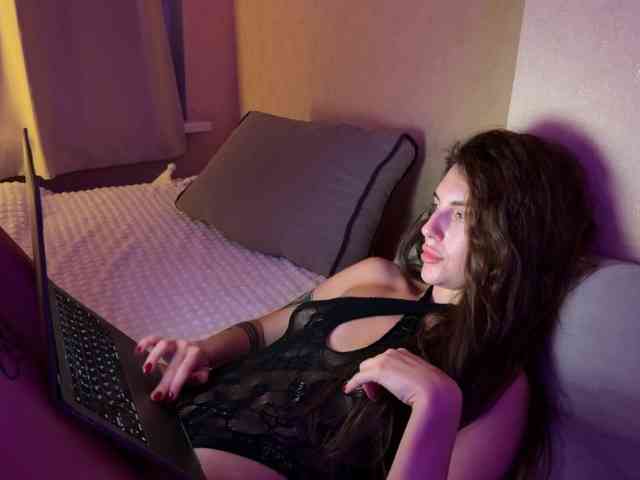 lipsylolly webcam