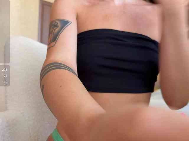 lipsylolly webcam