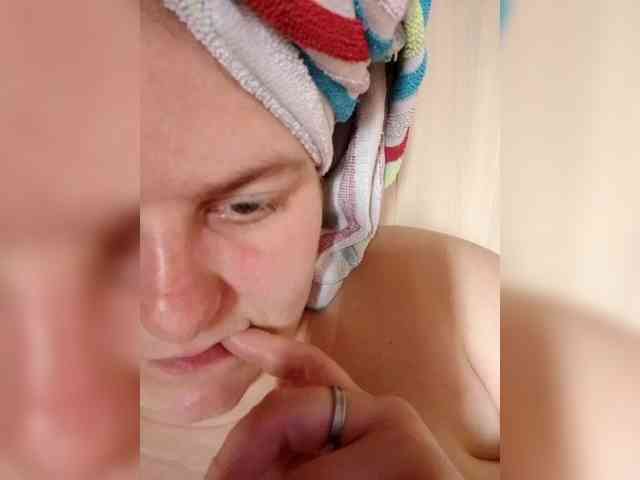 Sweet-bun25 webcam