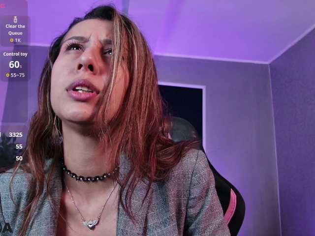 EmelyGlory live cam on BongaCams
