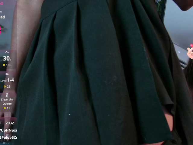 EmelyGlory live cam on BongaCams