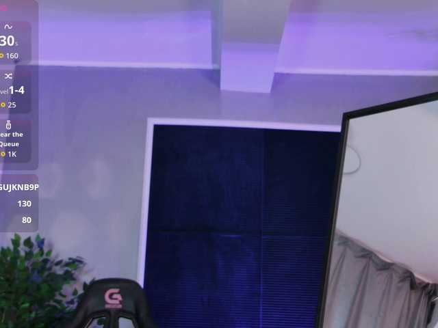 EmelyGlory live cam on BongaCams