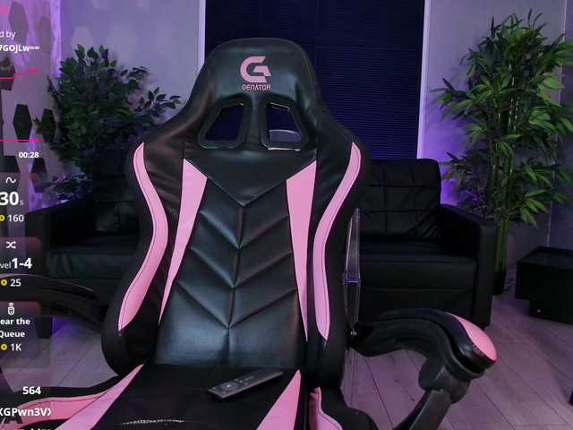 EmelyGlory live webcam show