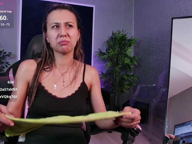 EmelyGlory live webcam show