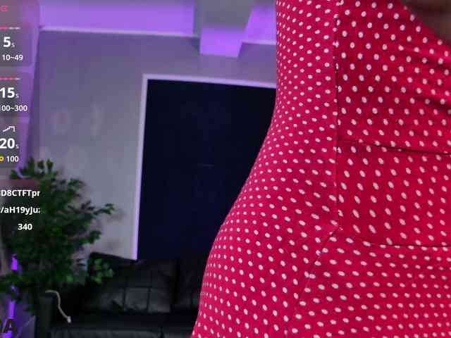 EmelyGlory webcam