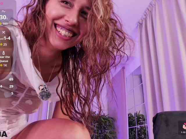 EmelyGlory webcam