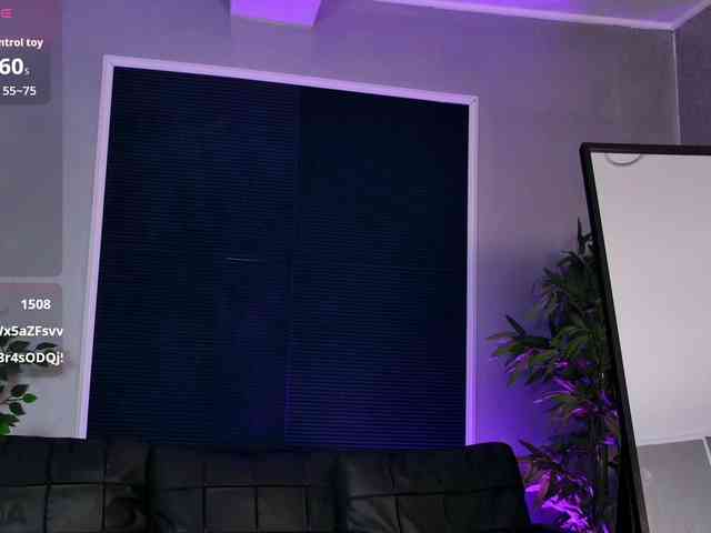 EmelyGlory webcam