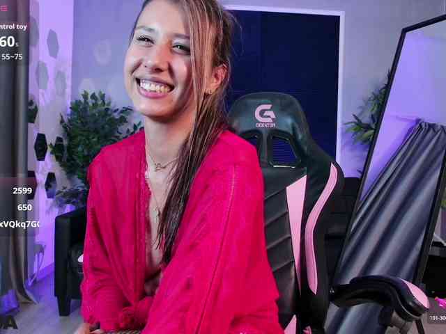 EmelyGlory webcam