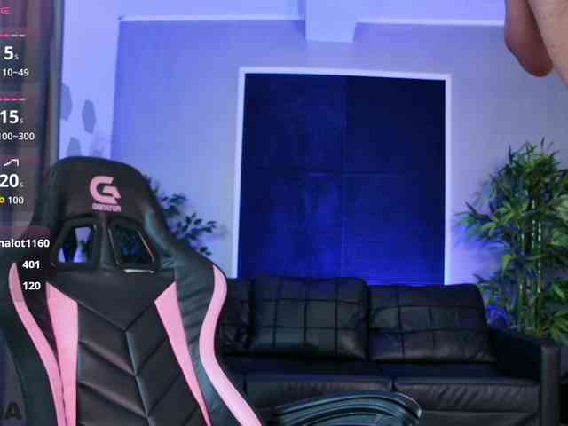 EmelyGlory webcam