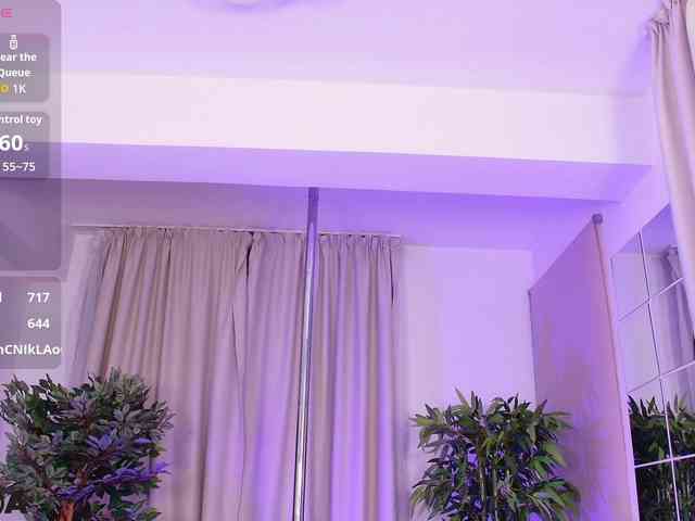 EmelyGlory webcam