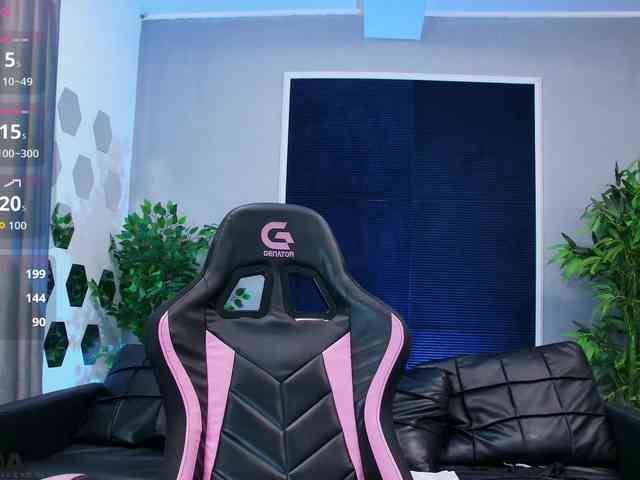 EmelyGlory EmelyGlory