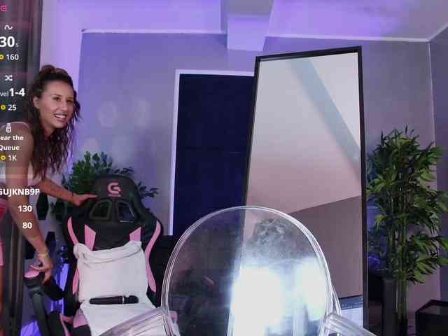 EmelyGlory webcam
