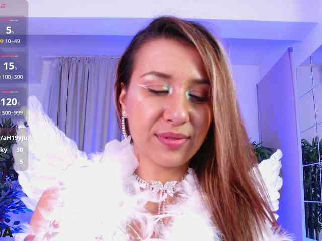 EmelyGlory webcam