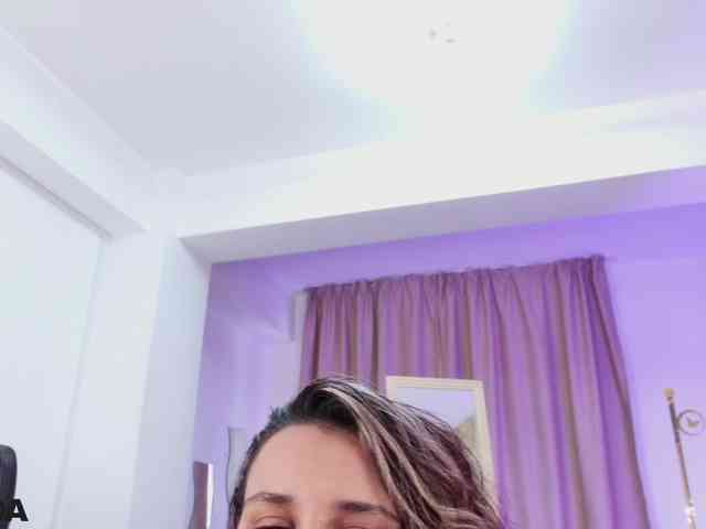 EmelyGlory