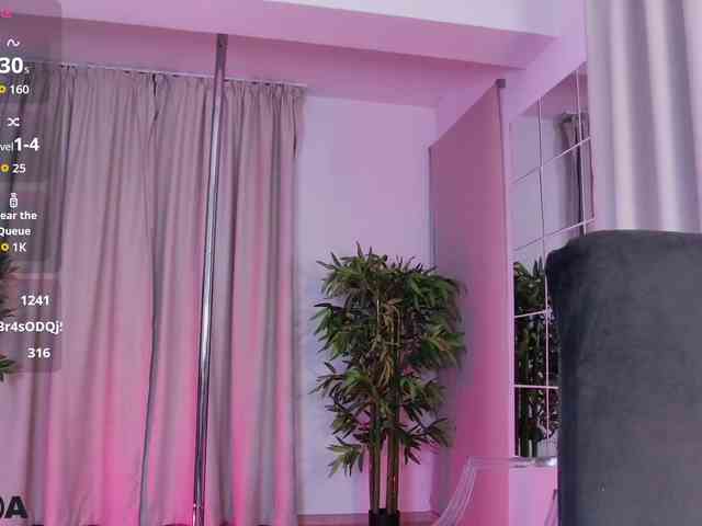 EmelyGlory webcam