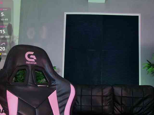 EmelyGlory webcam