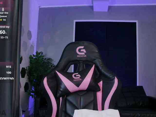 EmelyGlory webcam