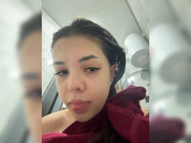 Aloeeevera444 live cam