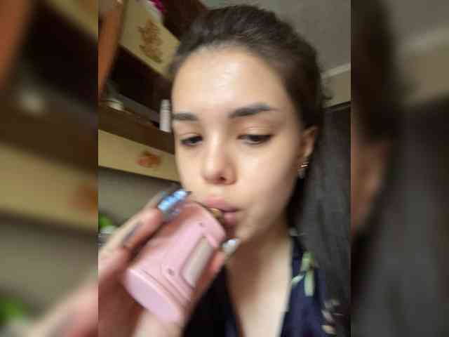 Aloeeevera444 webcam