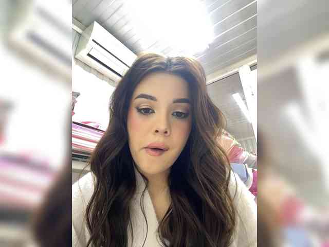 Aloeeevera444 webcam