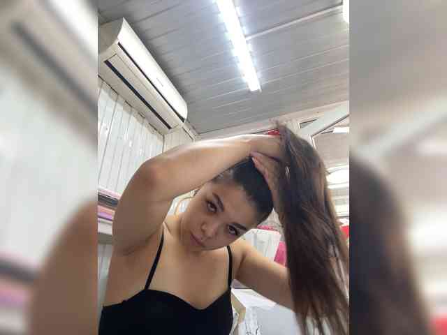 Aloeeevera444 webcam