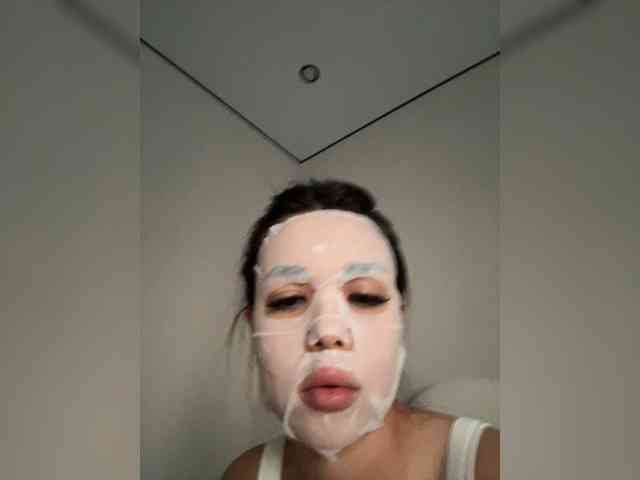 Aloeeevera444 webcam
