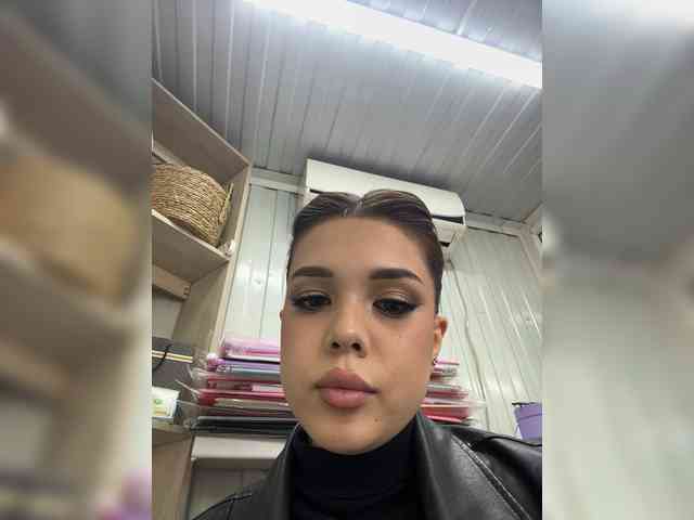 Aloeeevera444 webcam