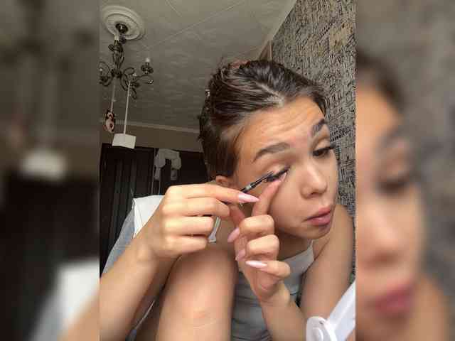 Aloeeevera444 webcam