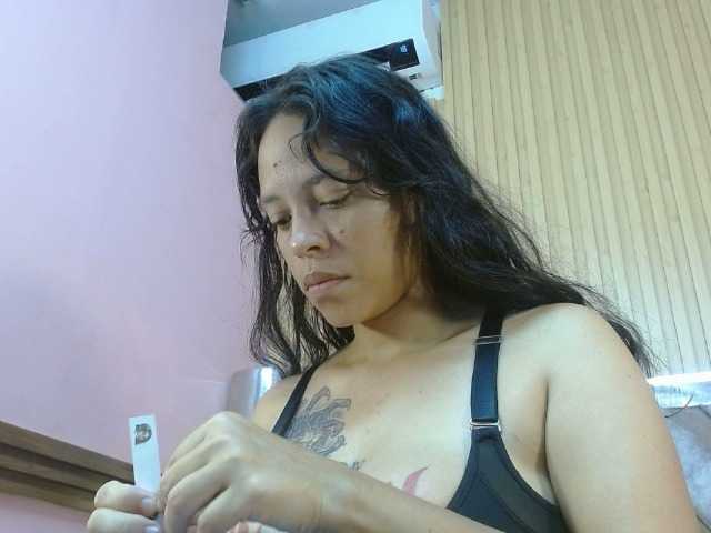 lexyfyre live cam on BongaCams
