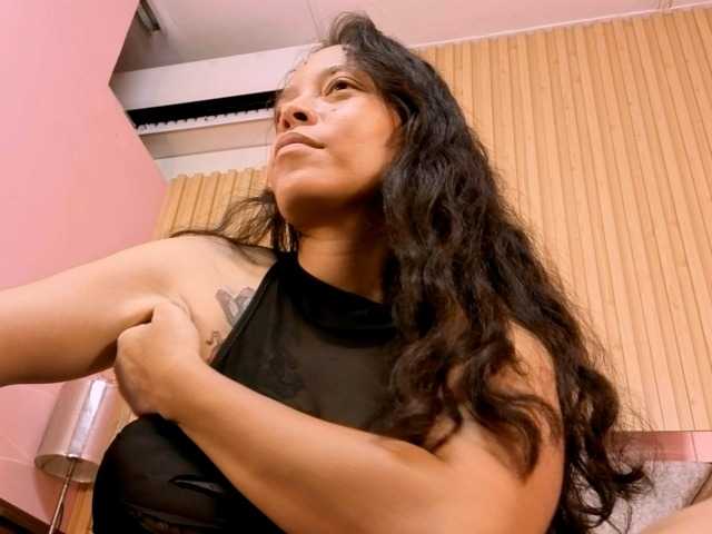 lexyfyre live webcam show