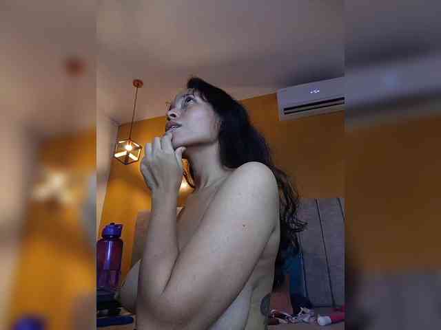 lexyfyre webcam