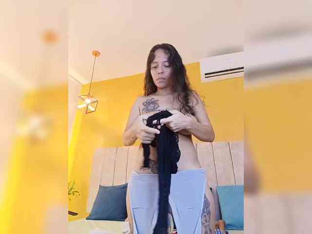lexyfyre webcam