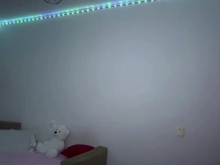 nessy-messy Porn Show