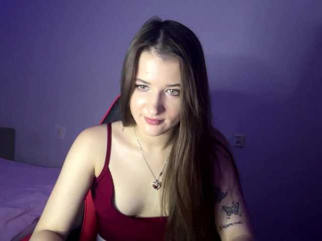 nessy-messy live cam on BongaCams